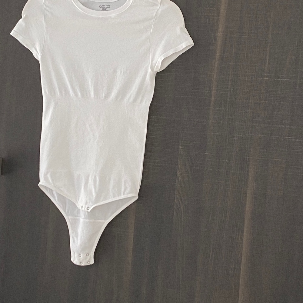 new White short sleeve bodysuit
